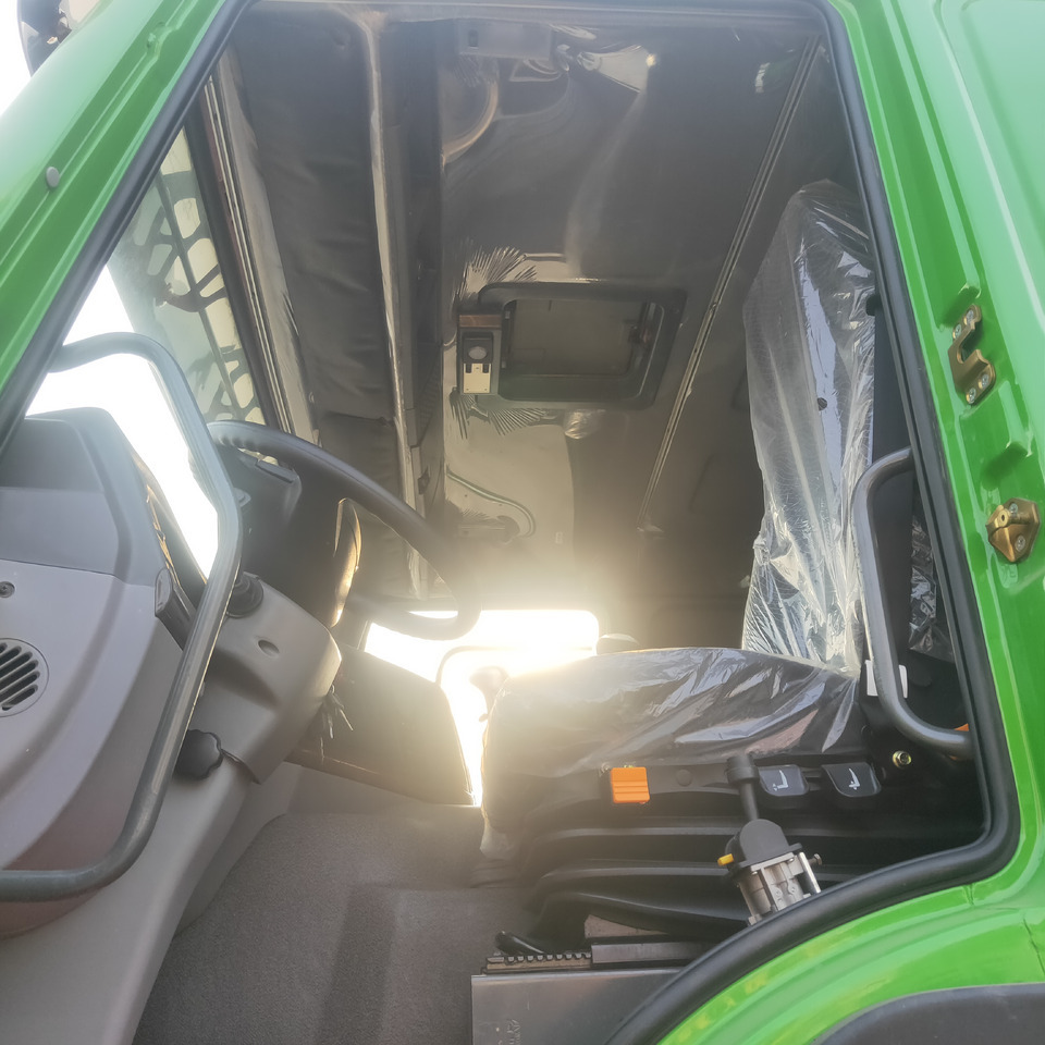 Tipper Sinotruk HOWO 371 8*4 Dump truck: picture 8 Tipper Sinotruk HOWO 371 8*4 Dump truck: picture 8