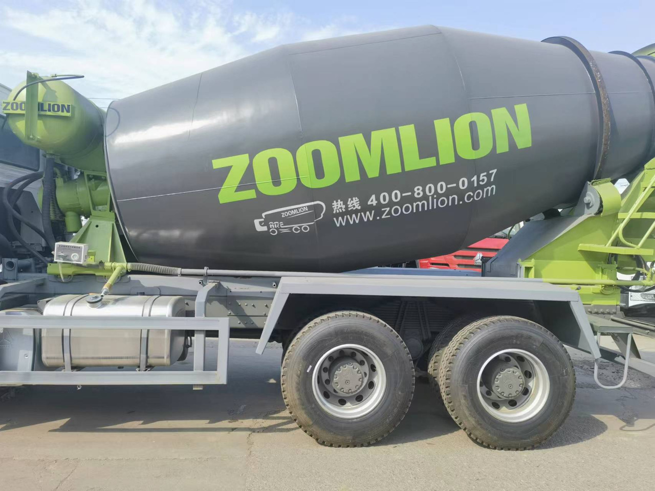 Concrete mixer truck Sinotruk HOWO 6*4 Concrete mixer truck: picture 6