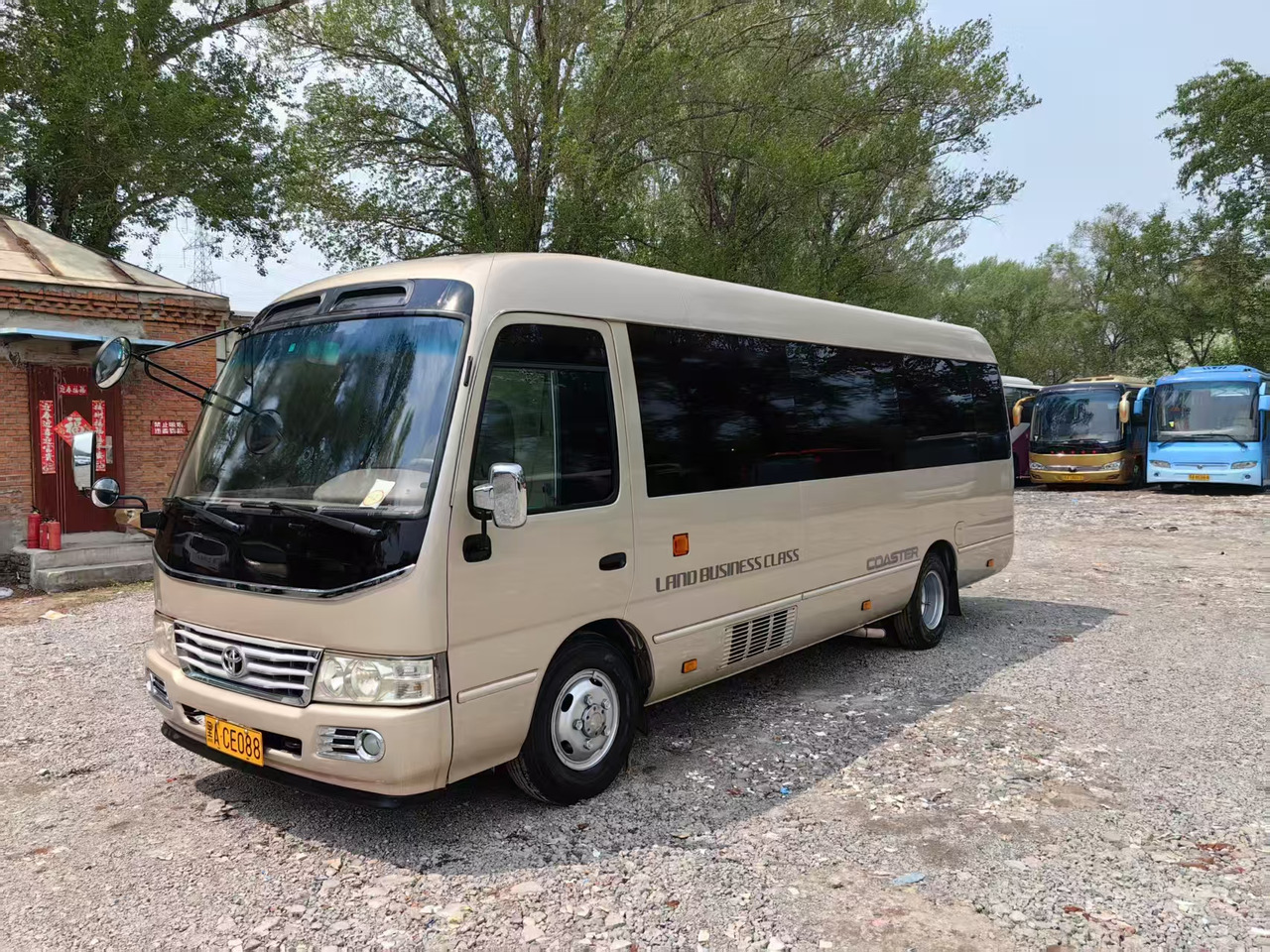Toyota Coaster - Minibus, Passenger van: picture 1 Toyota Coaster - Minibus, Passenger van: picture 1