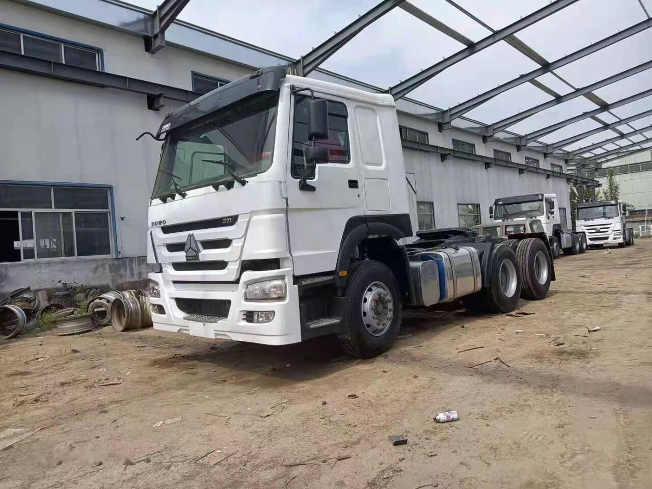 Sinotruk HOWO 371 Tractor - Tractor truck: picture 3 Sinotruk HOWO 371 Tractor - Tractor truck: picture 3