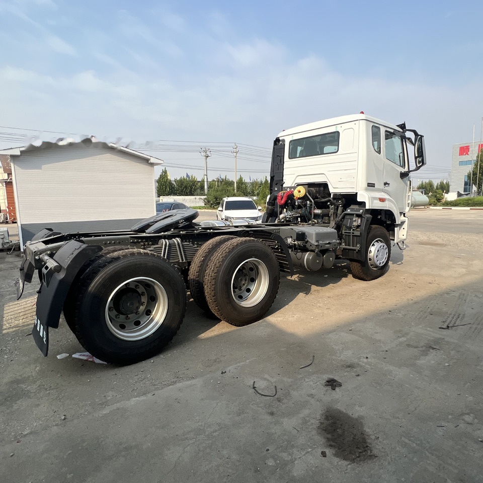 Tractor truck Sinotruk HOWO 6*4 Tractor: picture 8 Tractor truck Sinotruk HOWO 6*4 Tractor: picture 8