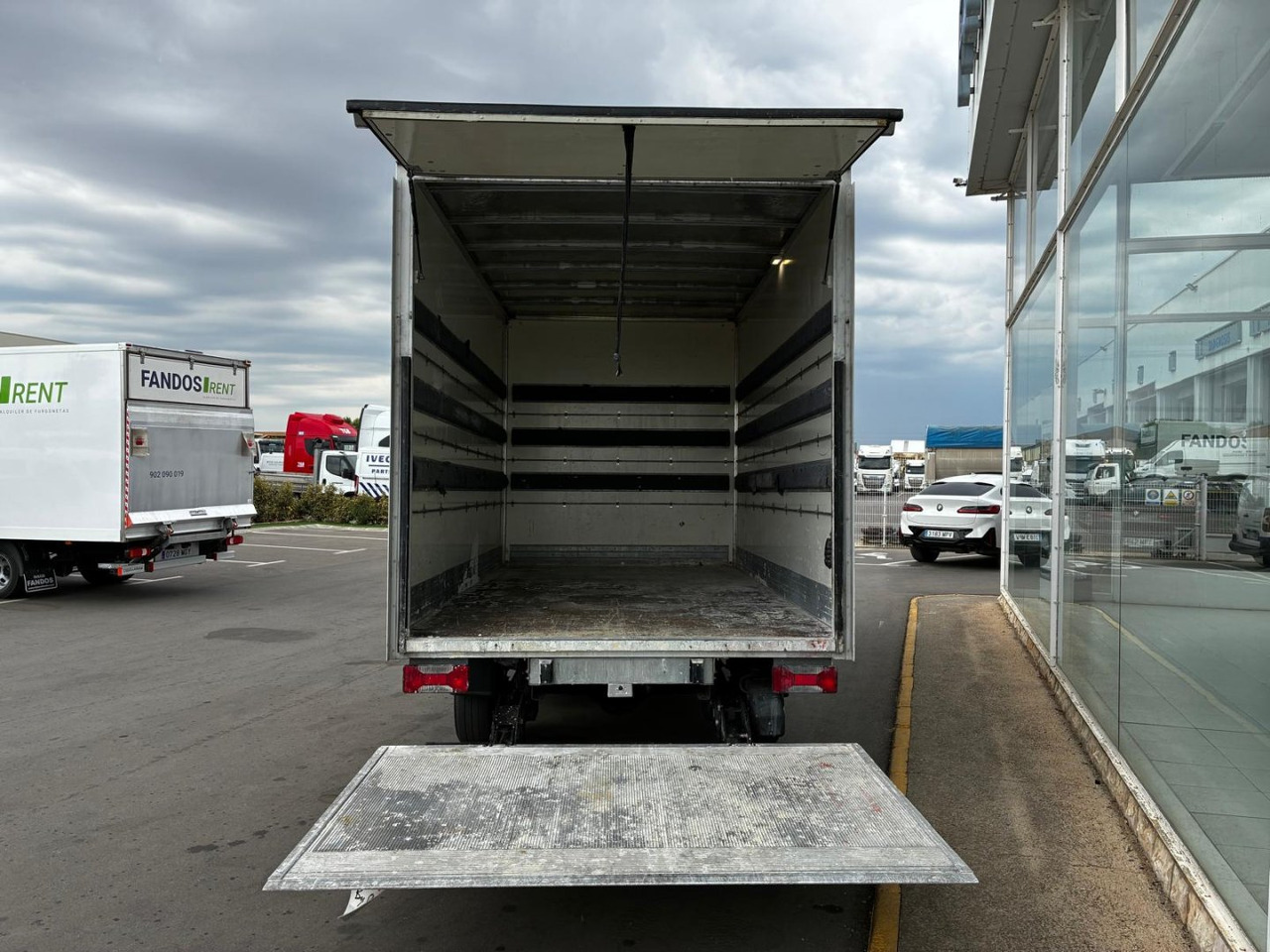 Caja cerrada IVECO 35C16 20m3 - Closed box van: picture 4 Caja cerrada IVECO 35C16 20m3 - Closed box van: picture 4