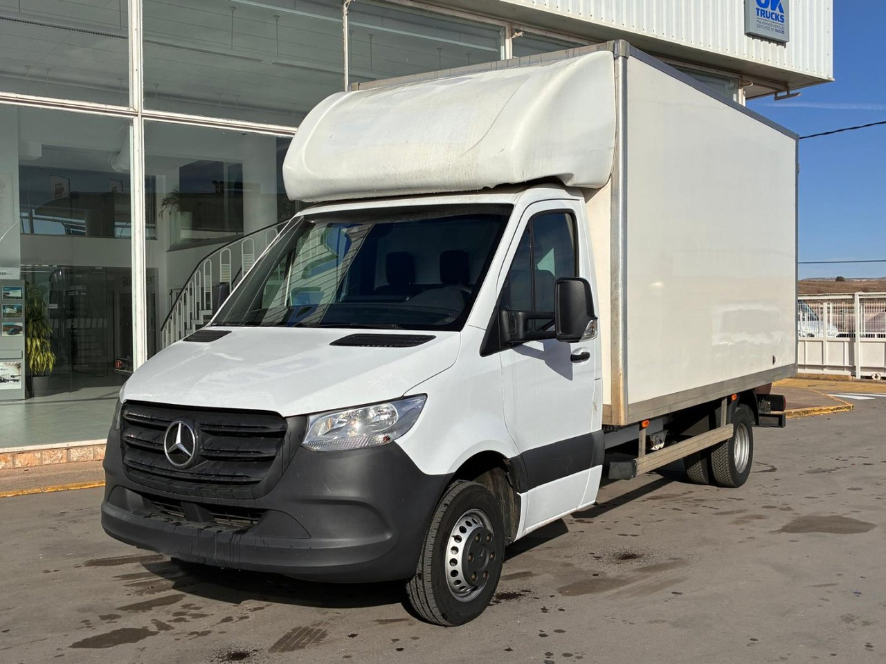 Caja cerrada Mercedes Sprinter 514 20m3 con puertas traseras - Closed box van: picture 1 Caja cerrada Mercedes Sprinter 514 20m3 con puertas traseras - Closed box van: picture 1
