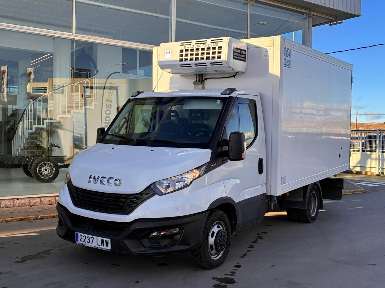 Frigorífico IVECO 35C16 3.0 FRIGORIFICA - Refrigerated delivery van: picture 1 Frigorífico IVECO 35C16 3.0 FRIGORIFICA - Refrigerated delivery van: picture 1