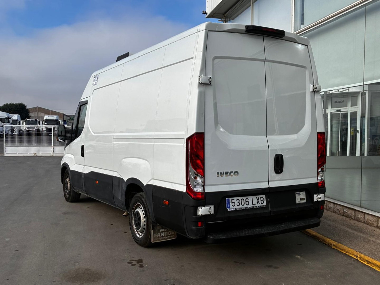 Frigorífico IVECO 35S16 V FRIGORÍFICA 12m3 - Refrigerated delivery van: picture 4 Frigorífico IVECO 35S16 V FRIGORÍFICA 12m3 - Refrigerated delivery van: picture 4