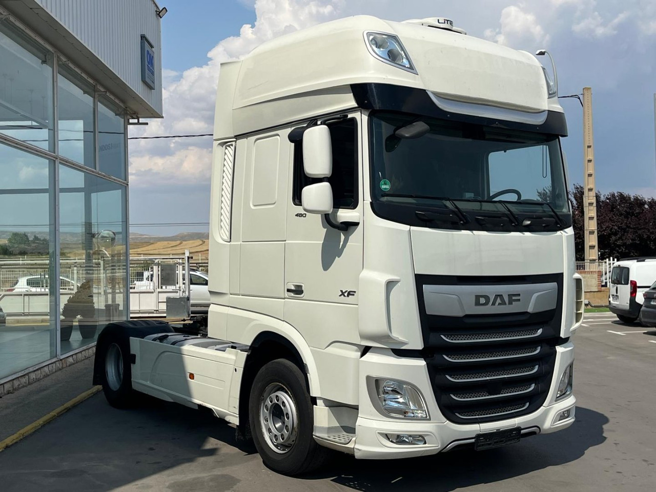 Cabeza Tractora DAF 480 AUTOMATICA CON INTARDER - Tractor truck: picture 3 Cabeza Tractora DAF 480 AUTOMATICA CON INTARDER - Tractor truck: picture 3
