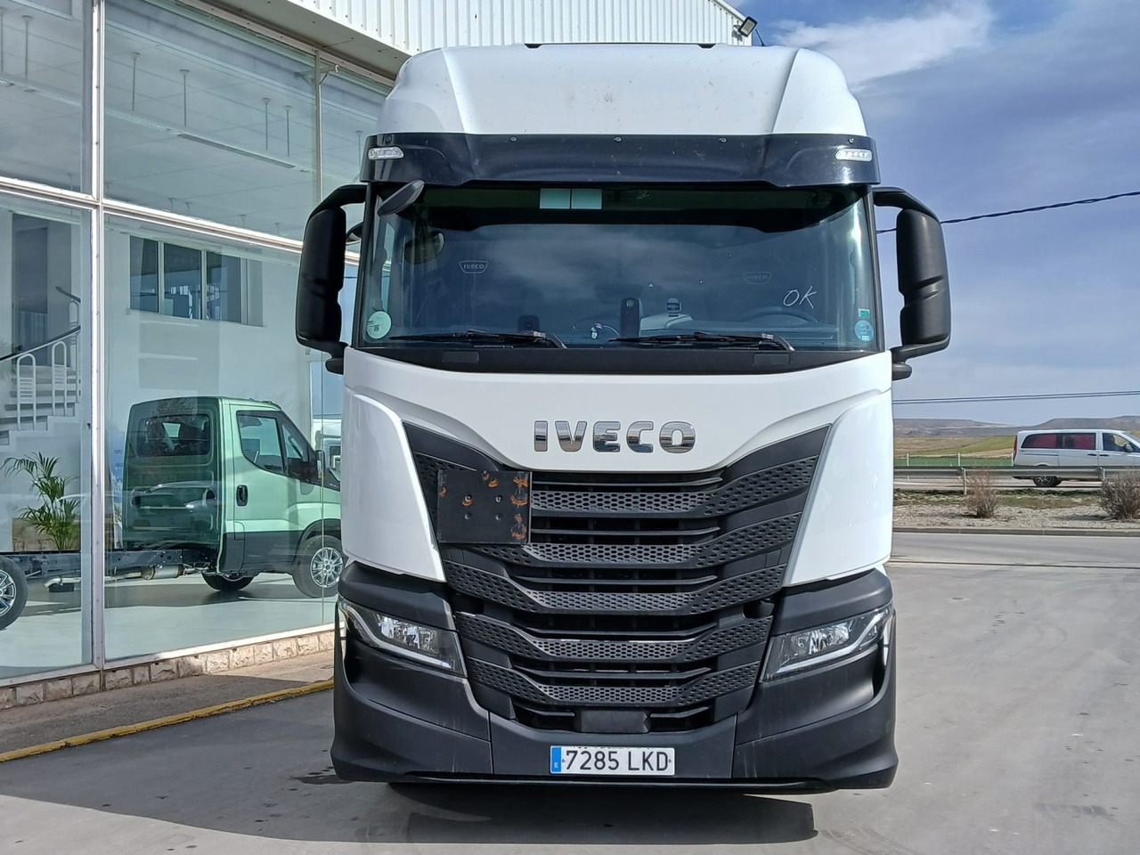 Cabeza Tractora IVECO 460 AUTOMATICO INTARDER ADR - Tractor truck: picture 2 Cabeza Tractora IVECO 460 AUTOMATICO INTARDER ADR - Tractor truck: picture 2