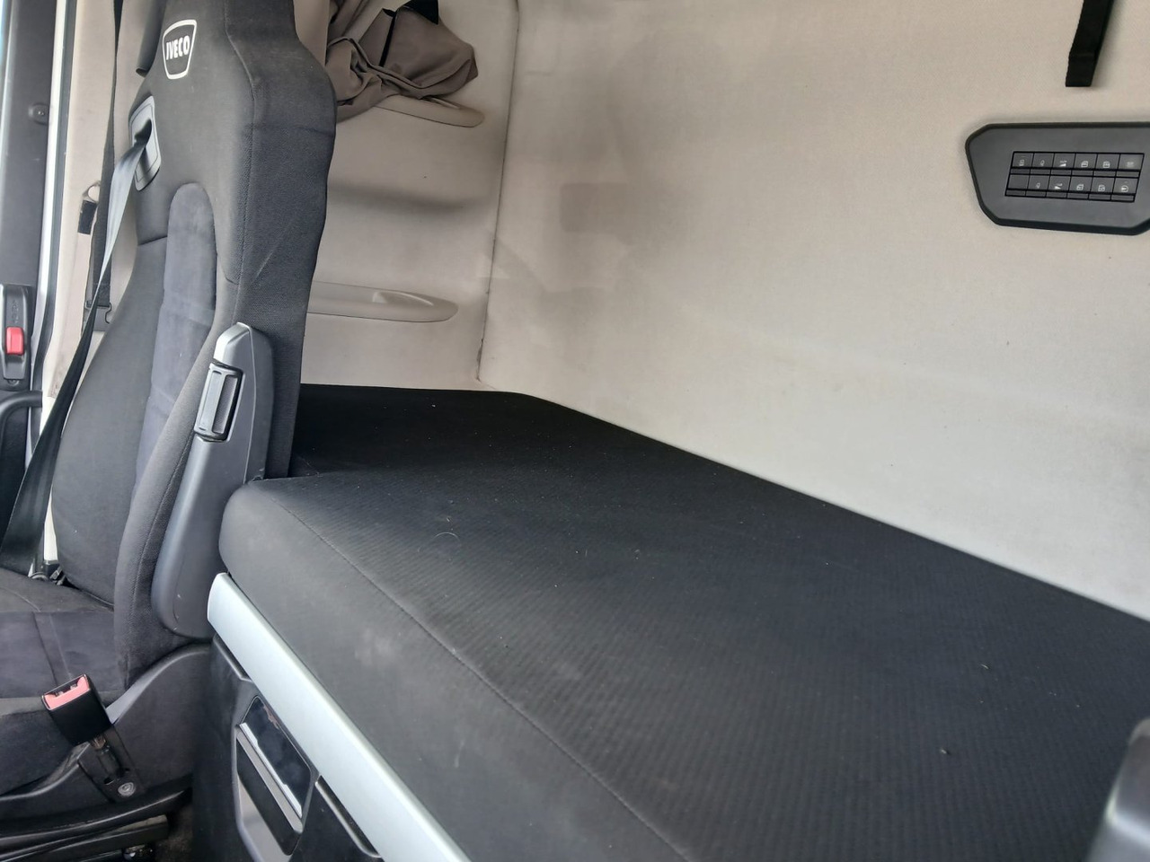 Tractor truck Cabeza Tractora IVECO 480 AUTOMATICO CON INTARDER: picture 12