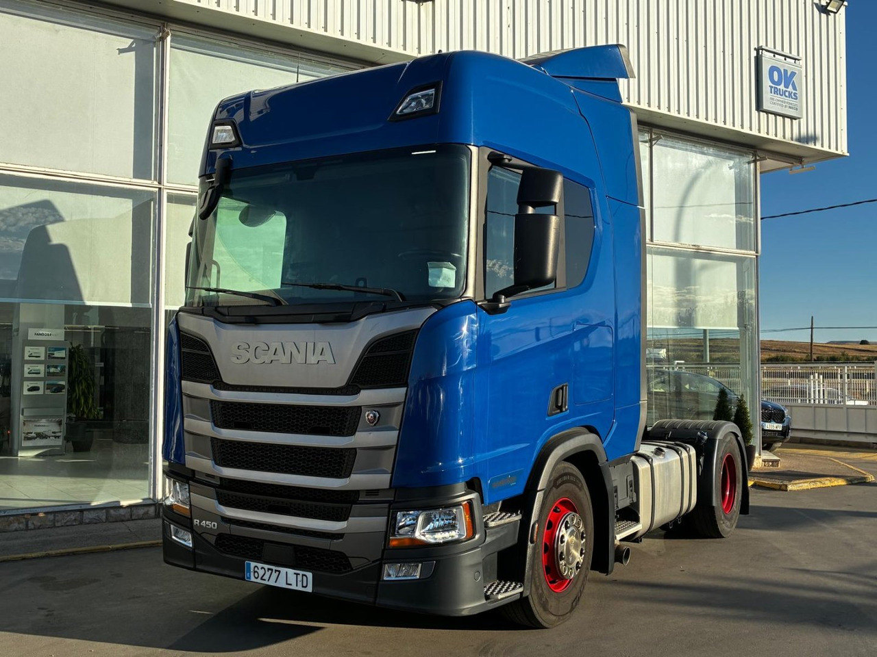 Cabeza Tractora Scania R450 AUTOMATICO-INTARDER - Tractor truck: picture 1 Cabeza Tractora Scania R450 AUTOMATICO-INTARDER - Tractor truck: picture 1