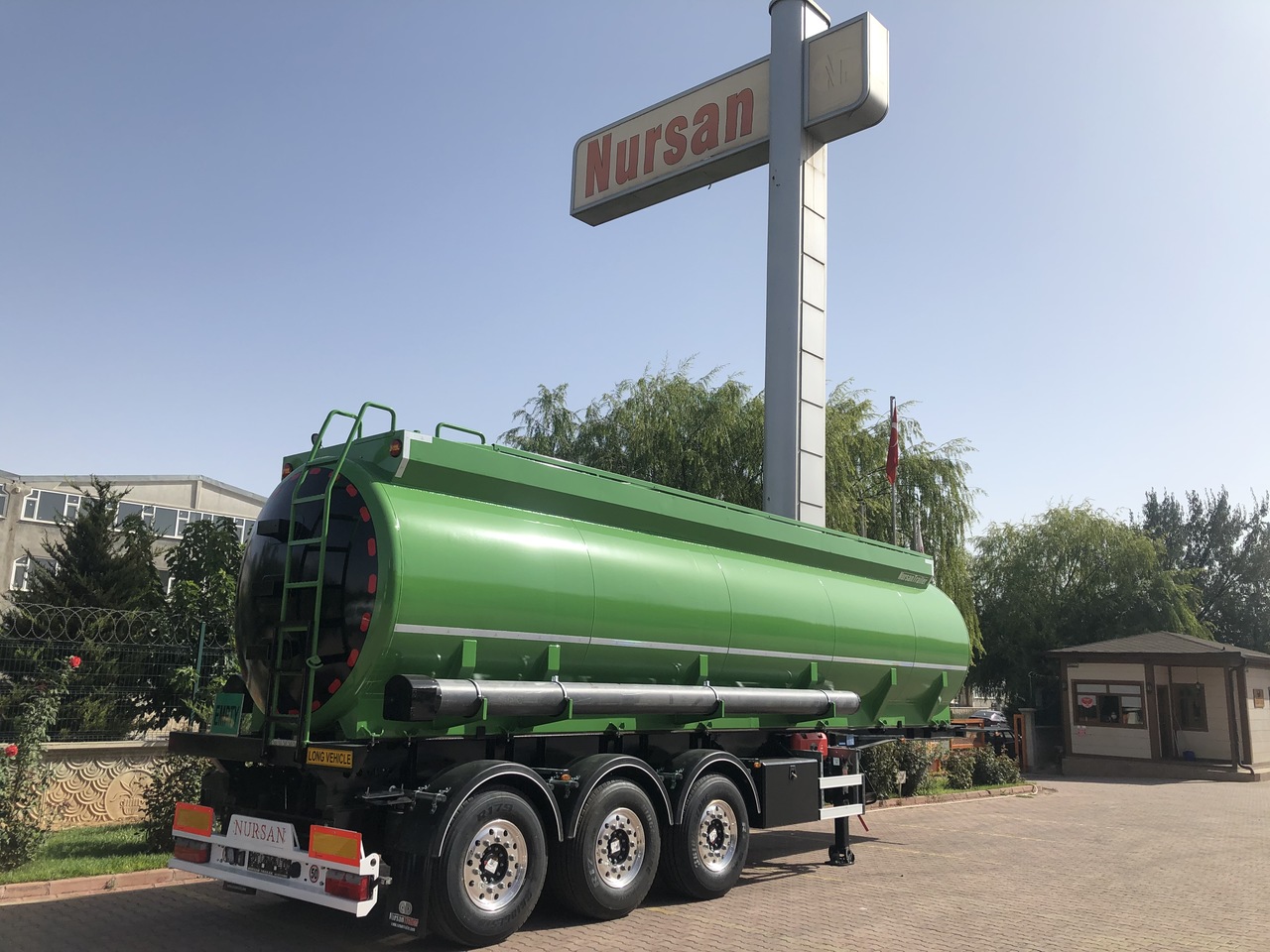New Tanker semi-trailer for transportation of chemicals NURSAN Slurry Tanker: picture 9