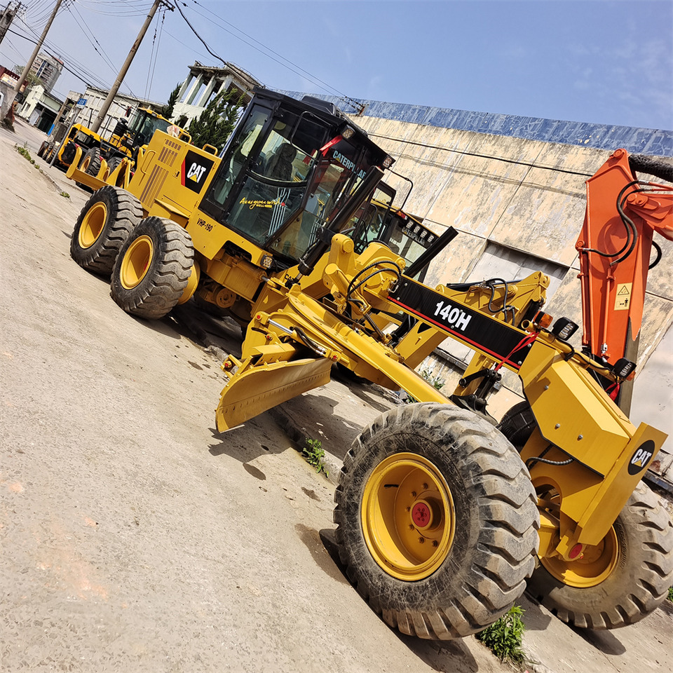 CAT 140H 140K 140G - Grader: picture 1 CAT 140H 140K 140G - Grader: picture 1