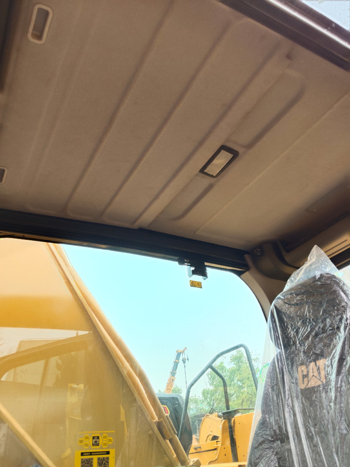 CAT 330GC - Crawler excavator: picture 2 CAT 330GC - Crawler excavator: picture 2