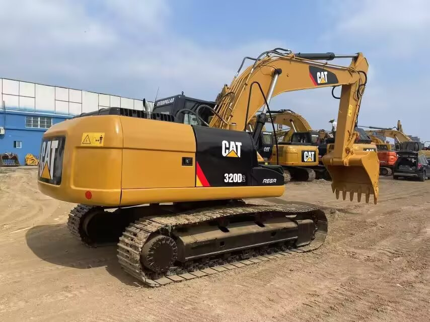 CATERPILLAR 320D2 CAT 320 D2 L - Crawler excavator: picture 1 CATERPILLAR 320D2 CAT 320 D2 L - Crawler excavator: picture 1