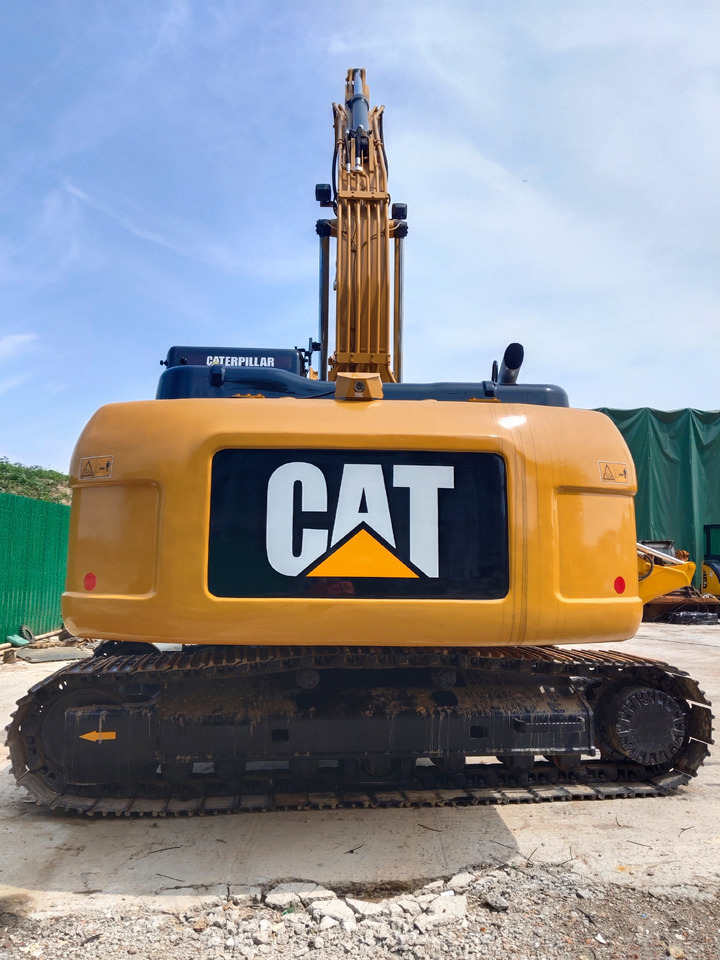 CATERPILLAR 320D2 Caterpillar 320D D2 L with Powerful C7.1 Diesel Engine - Crawler excavator: picture 2 CATERPILLAR 320D2 Caterpillar 320D D2 L with Powerful C7.1 Diesel Engine - Crawler excavator: picture 2