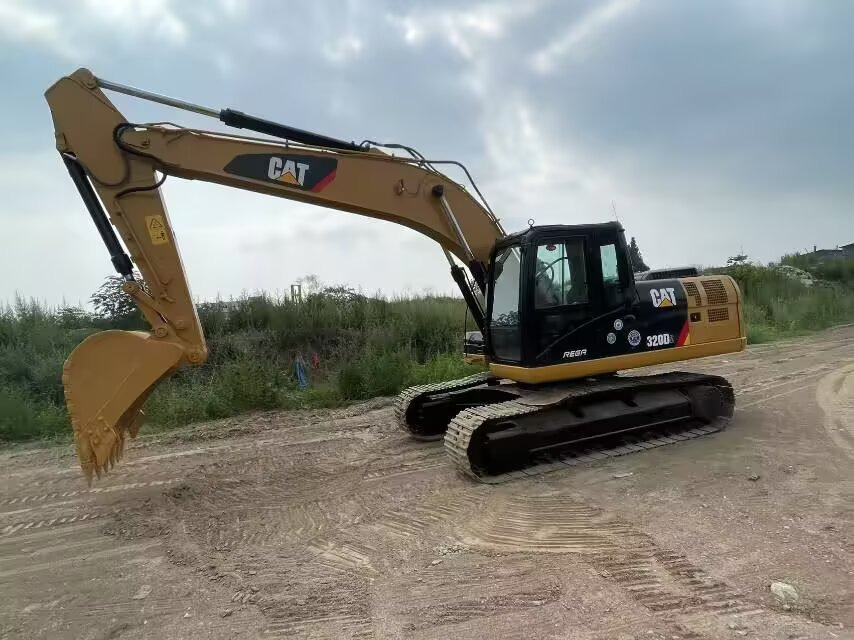 CATERPILLAR 320D2 L CAT 320D 2 L - Crawler excavator: picture 4 CATERPILLAR 320D2 L CAT 320D 2 L - Crawler excavator: picture 4