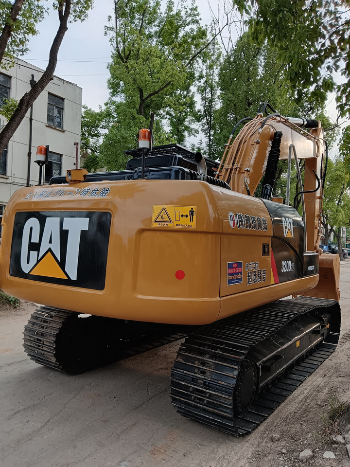 CATERPILLAR 320D2 L CAT 320D2L - Crawler excavator: picture 4 CATERPILLAR 320D2 L CAT 320D2L - Crawler excavator: picture 4