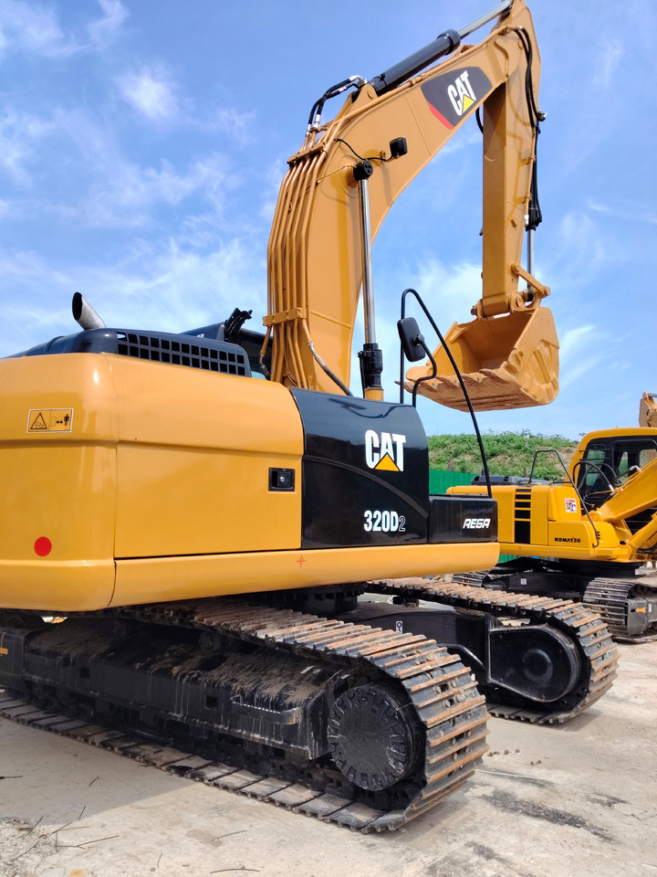 CATERPILLAR 320D2 L CAT 320D2L WITH C7.1 ENGINE - Crawler excavator: picture 4 CATERPILLAR 320D2 L CAT 320D2L WITH C7.1 ENGINE - Crawler excavator: picture 4