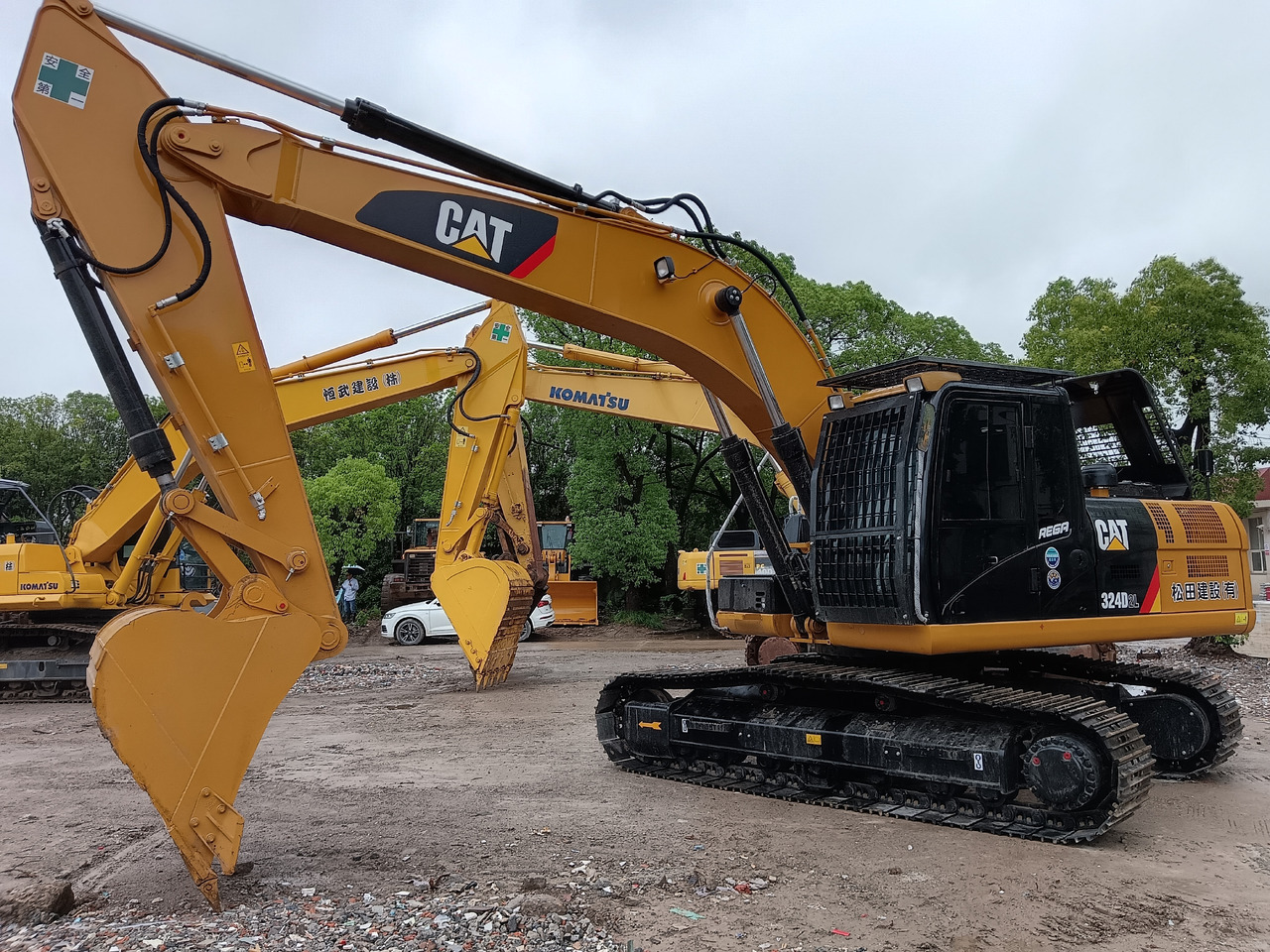 CATERPILLAR 324 D L CAT 324D 2 L 323GC 330D2L 330GC - Crawler excavator: picture 4 CATERPILLAR 324 D L CAT 324D 2 L 323GC 330D2L 330GC - Crawler excavator: picture 4