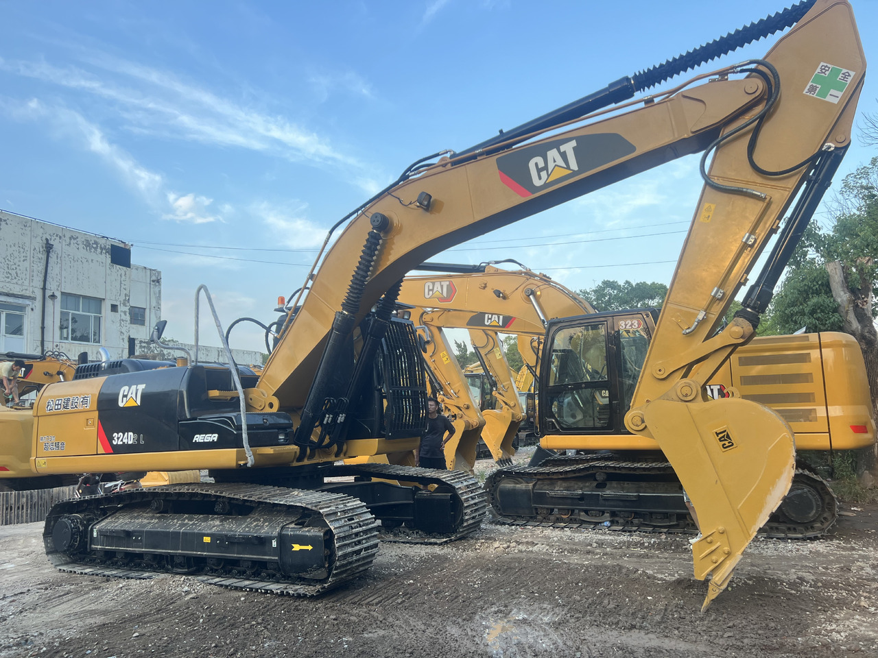 CATERPILLAR 324DL CAT 324 D 2 L 330D2L 336D - Crawler excavator: picture 3 CATERPILLAR 324DL CAT 324 D 2 L 330D2L 336D - Crawler excavator: picture 3