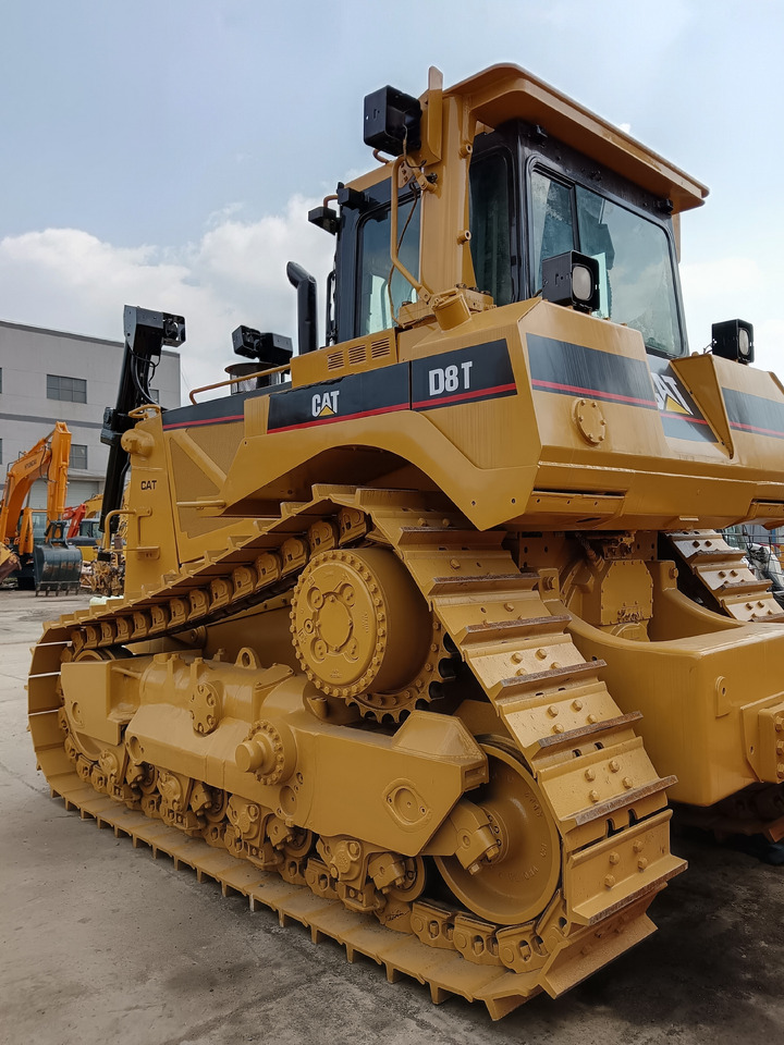 CATERPILLAR D8T CAT D 8 T D8R - Bulldozer: picture 5 CATERPILLAR D8T CAT D 8 T D8R - Bulldozer: picture 5