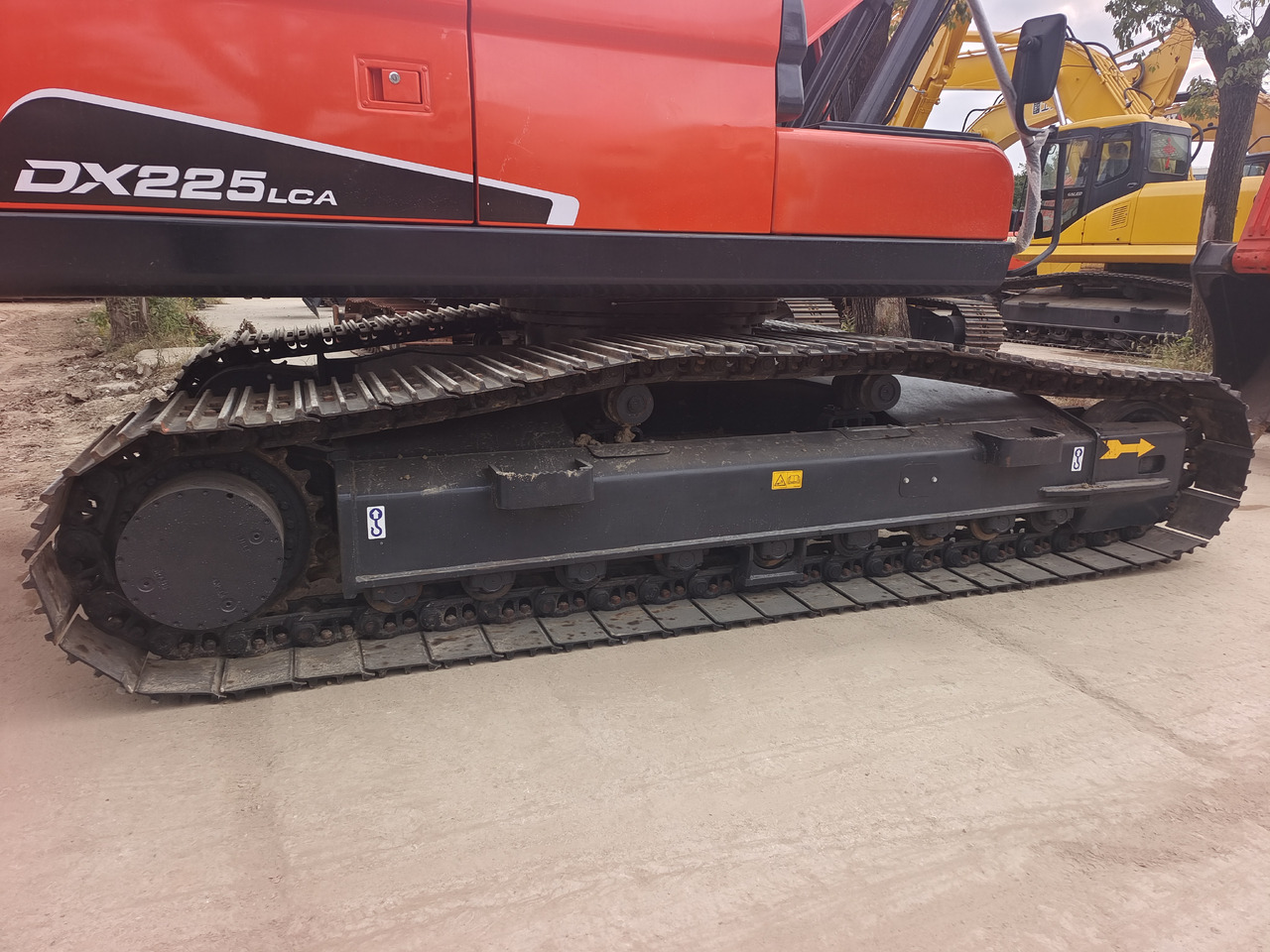 DOOSAN DX225LCA DX225 LC-9C DX300 DX340 - Crawler excavator: picture 3 DOOSAN DX225LCA DX225 LC-9C DX300 DX340 - Crawler excavator: picture 3