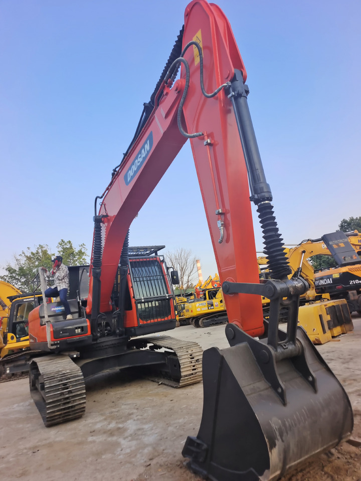 Crawler excavator DOOSAN DX225lc-9c: picture 10 Crawler excavator DOOSAN DX225lc-9c: picture 10