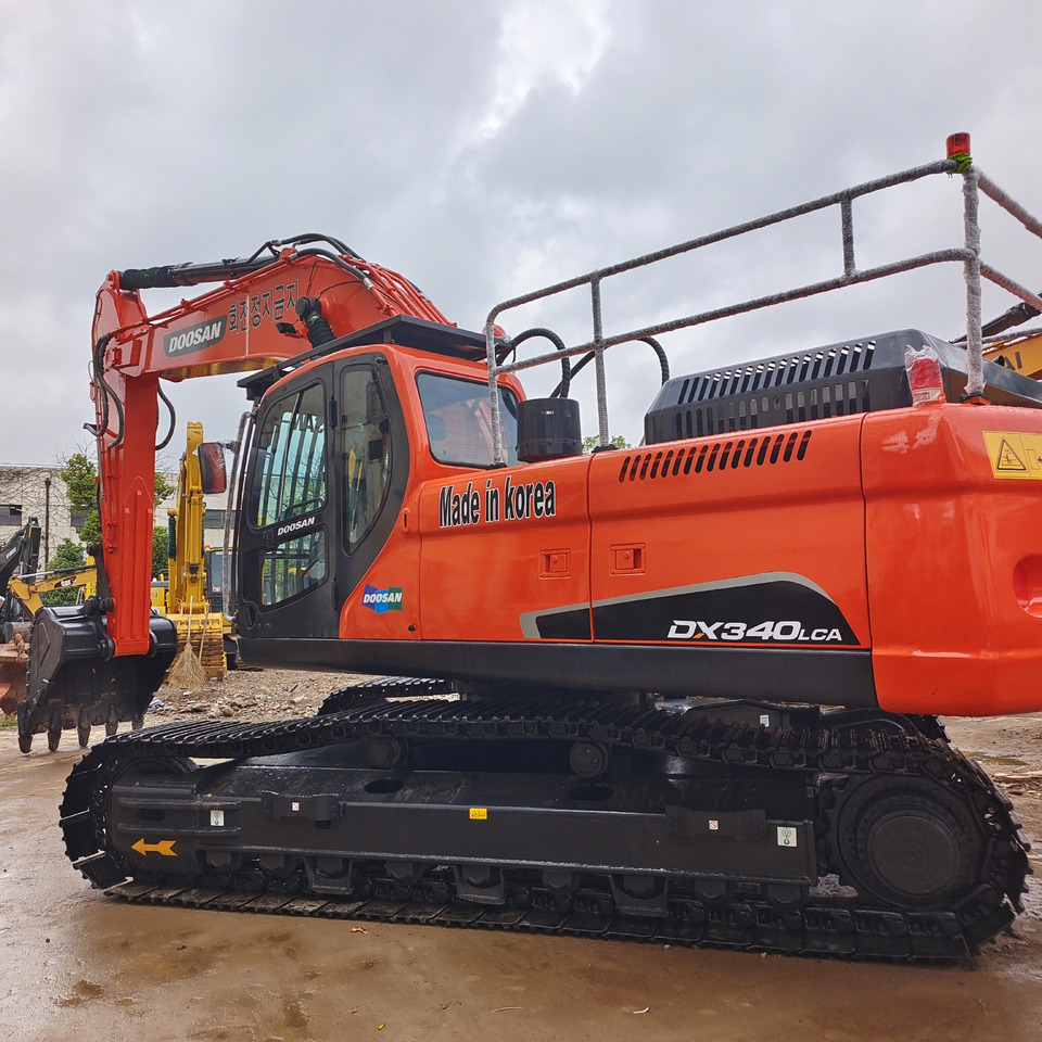 DOOSAN DX340 LCA - Crawler excavator: picture 1 DOOSAN DX340 LCA - Crawler excavator: picture 1