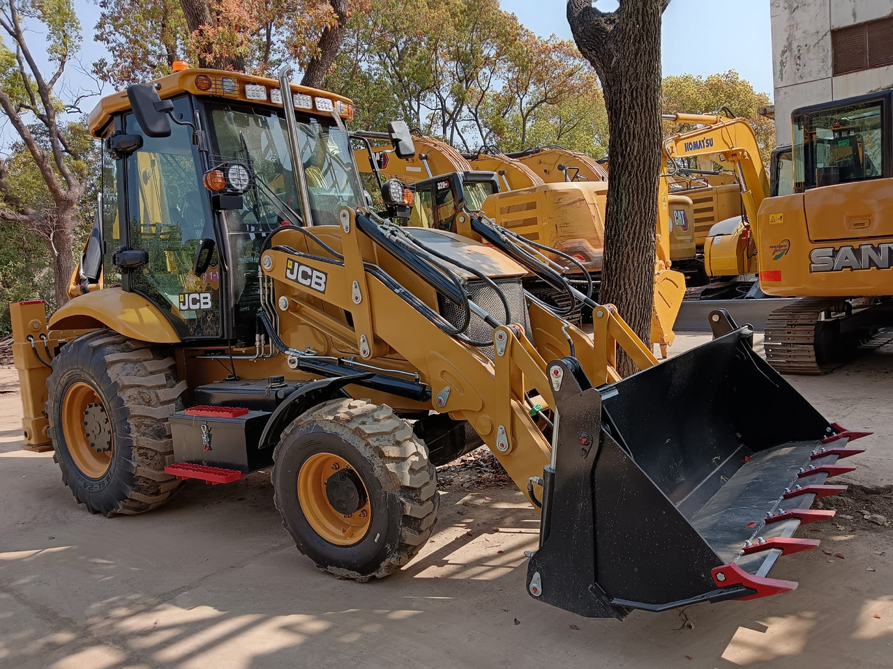 JCB 3CX BRAND NEW - Backhoe loader: picture 4 JCB 3CX BRAND NEW - Backhoe loader: picture 4