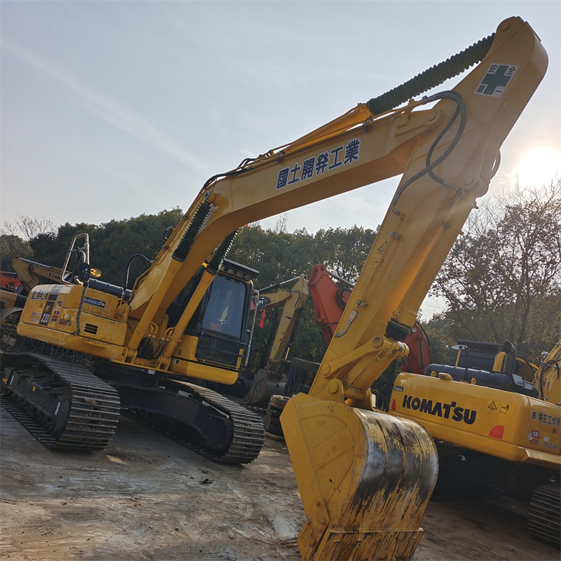 KOMATSU PC 200-8 N1 PC200 - 8 - Crawler excavator: picture 4 KOMATSU PC 200-8 N1 PC200 - 8 - Crawler excavator: picture 4