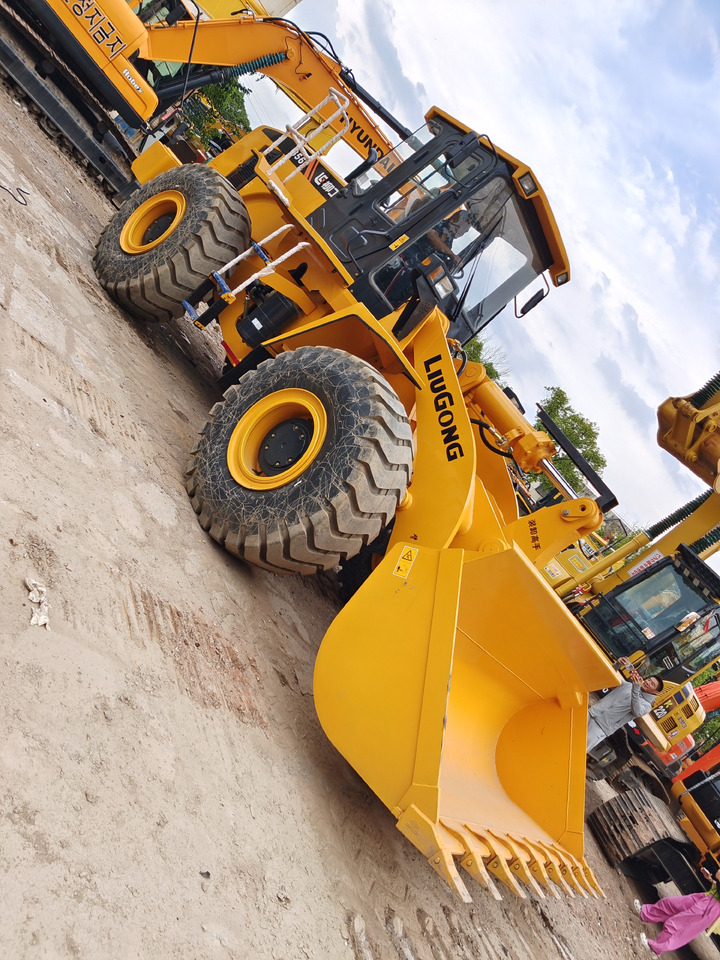 LIUGONG 856 Liugong 856h CLG856H - Wheel loader: picture 3 LIUGONG 856 Liugong 856h CLG856H - Wheel loader: picture 3