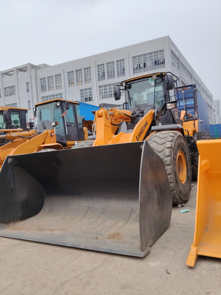 LIUGONG 870H - Wheel loader: picture 2 LIUGONG 870H - Wheel loader: picture 2