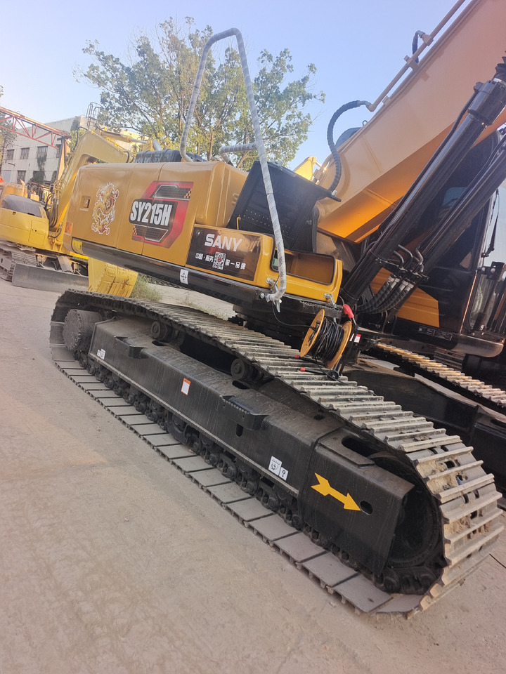 SANY SY 215H 215C-9 - Crawler excavator: picture 4 SANY SY 215H 215C-9 - Crawler excavator: picture 4