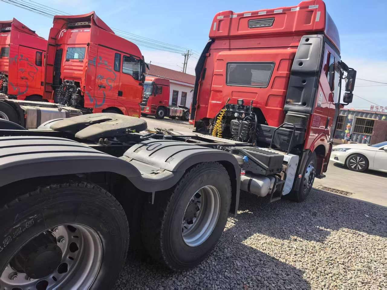 FAW JIEFANG - Tractor truck: picture 3 FAW JIEFANG - Tractor truck: picture 3