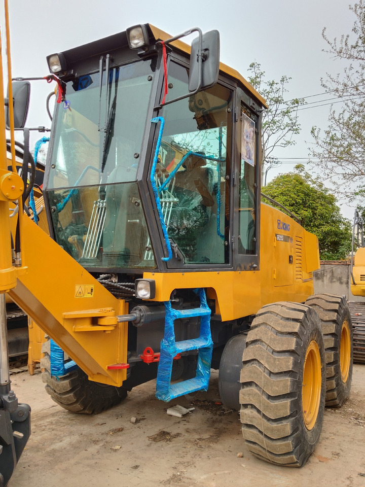 XCMG GR2153 China top brand grader - Grader: picture 4 XCMG GR2153 China top brand grader - Grader: picture 4