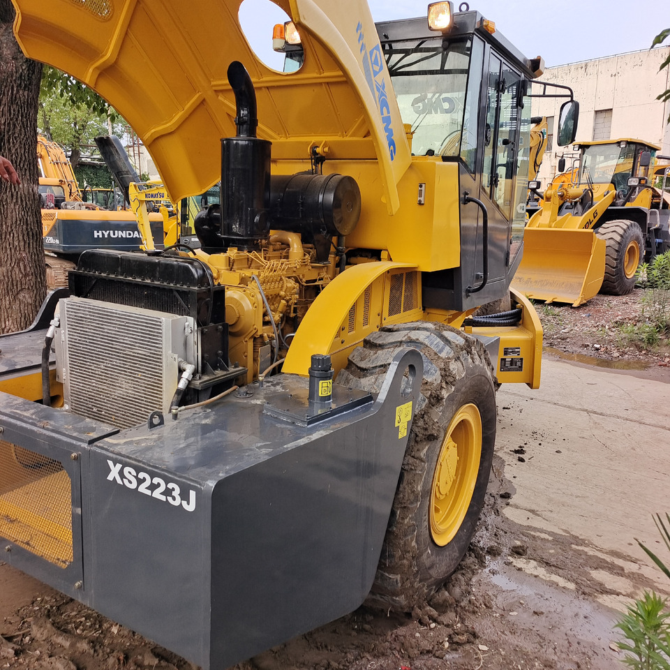 XCMG XS 223J - Road roller: picture 5 XCMG XS 223J - Road roller: picture 5