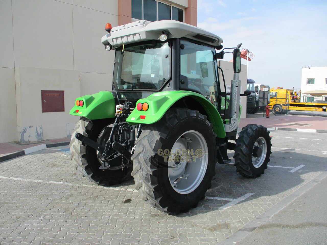 DEUTZ 6110.4W - Farm tractor: picture 3 DEUTZ 6110.4W - Farm tractor: picture 3