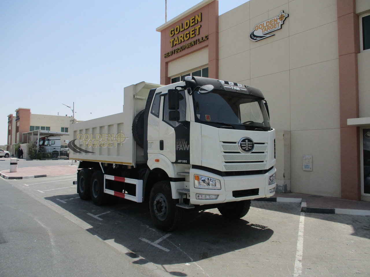 FAW J6P-390 6x4 Tipper Truck - Tipper: picture 1 FAW J6P-390 6x4 Tipper Truck - Tipper: picture 1