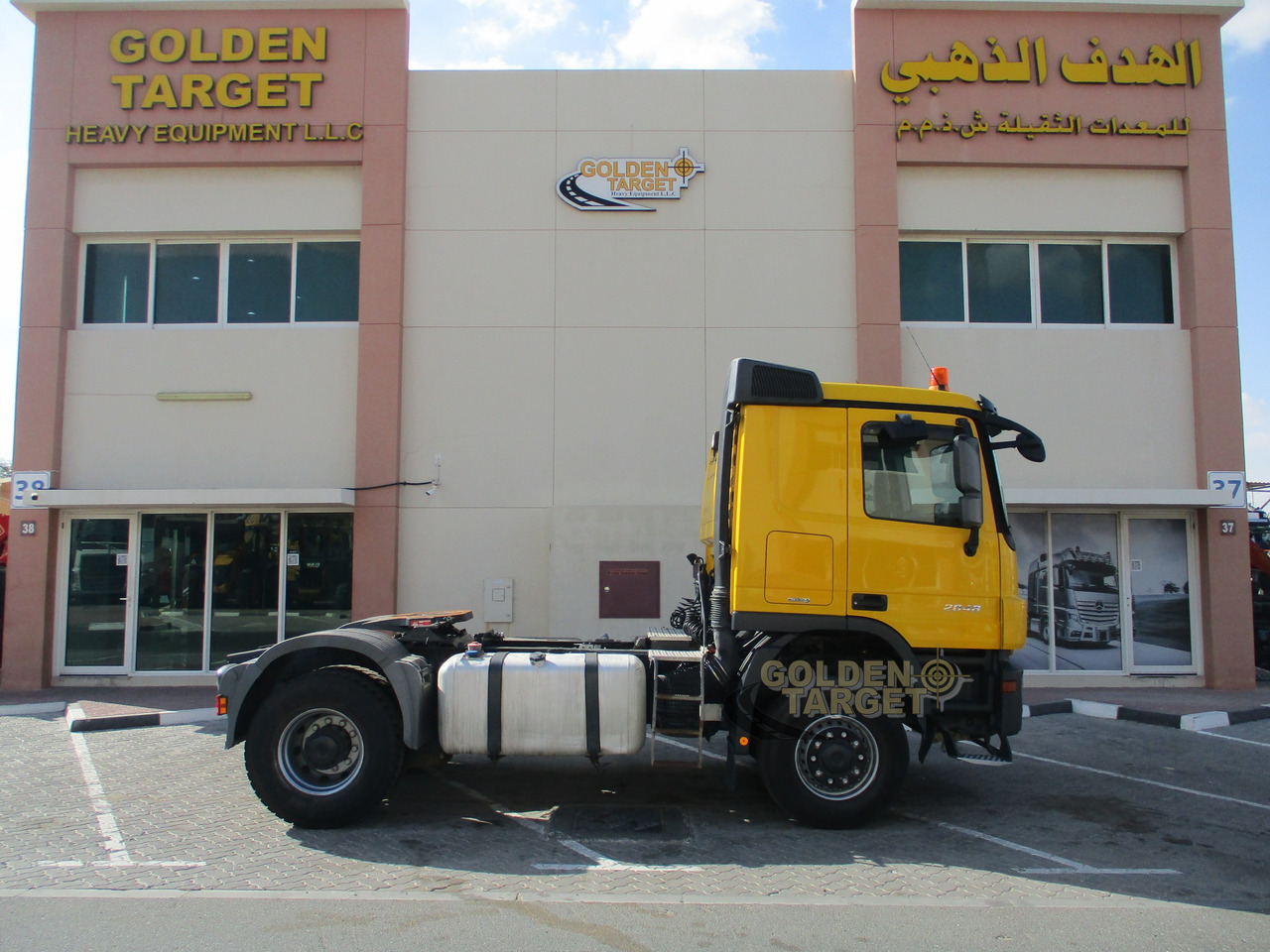 MERCEDES-BENZ Actros 2048 4x4 Head Truck - Tractor truck: picture 5 MERCEDES-BENZ Actros 2048 4x4 Head Truck - Tractor truck: picture 5