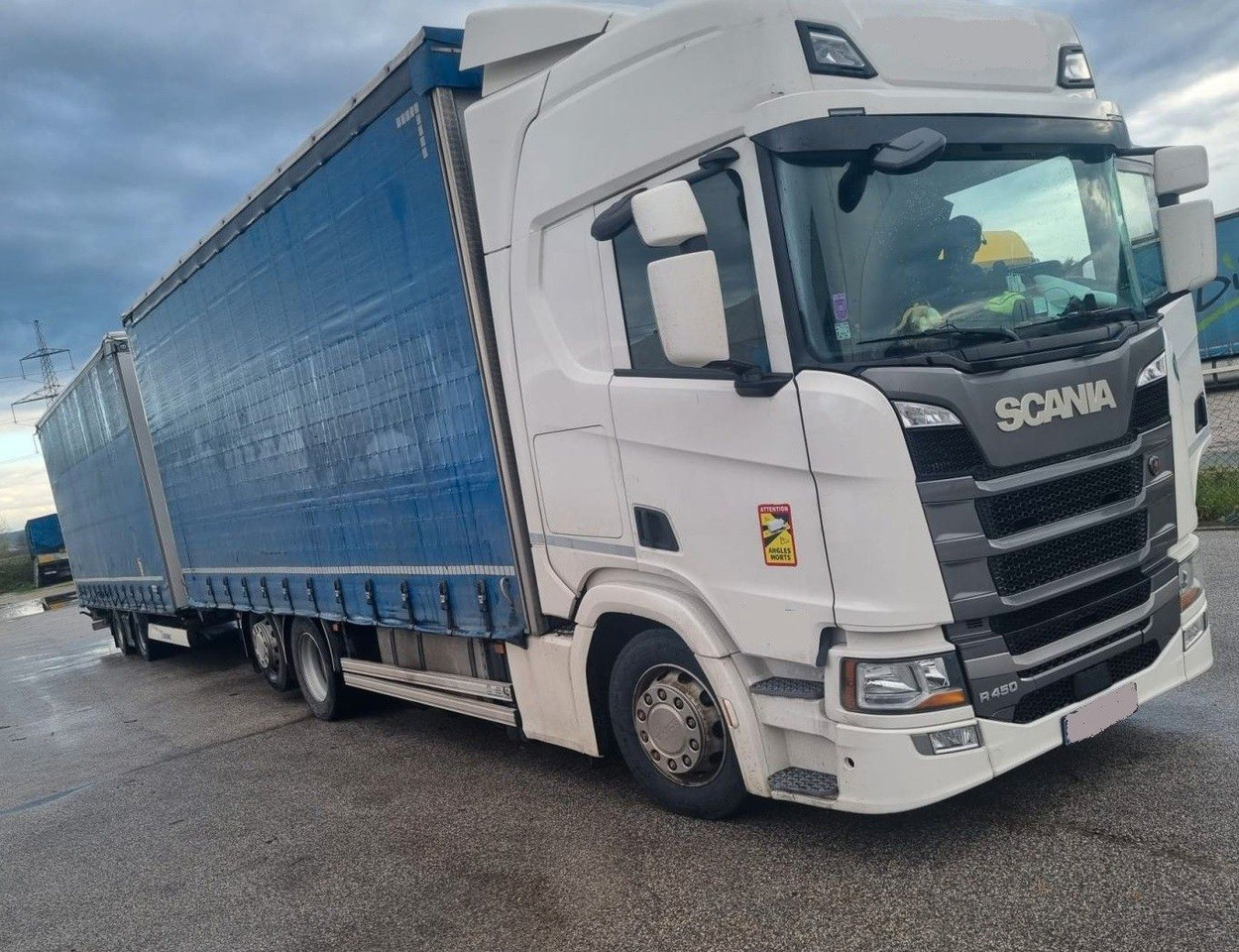 Scania R450 6x2 tandem jumbo - Curtain side truck: picture 1 Scania R450 6x2 tandem jumbo - Curtain side truck: picture 1