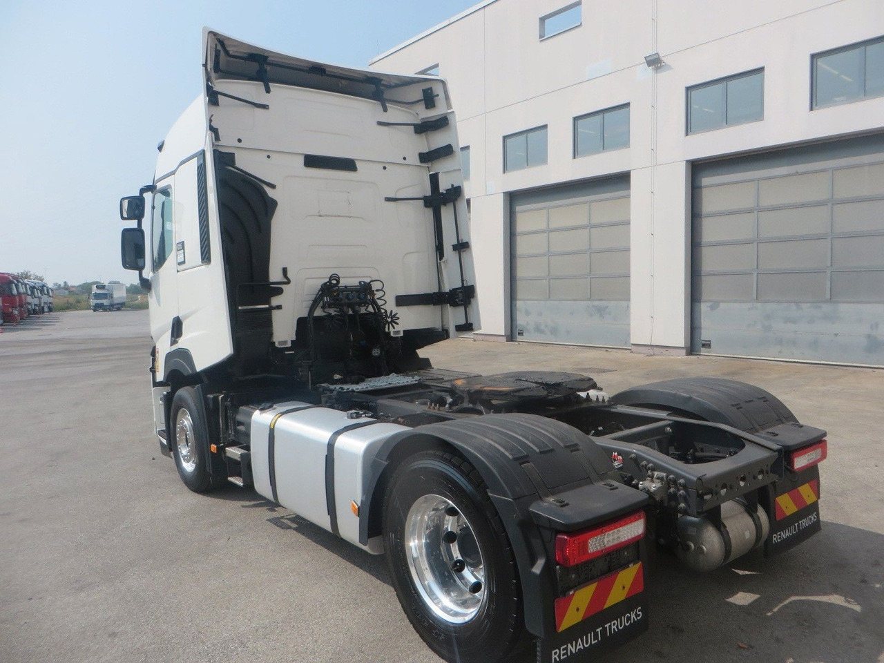 Renault T480 SC 4x2Tractor - Tractor truck: picture 4 Renault T480 SC 4x2Tractor - Tractor truck: picture 4
