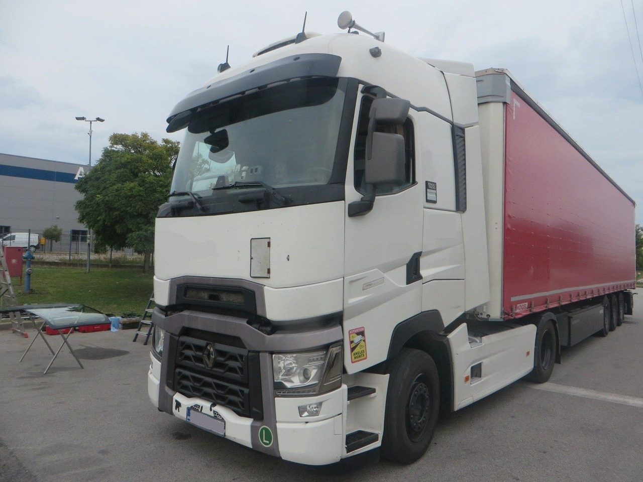 Renault T520 HSC 4x2Tractor - Tractor truck: picture 1 Renault T520 HSC 4x2Tractor - Tractor truck: picture 1