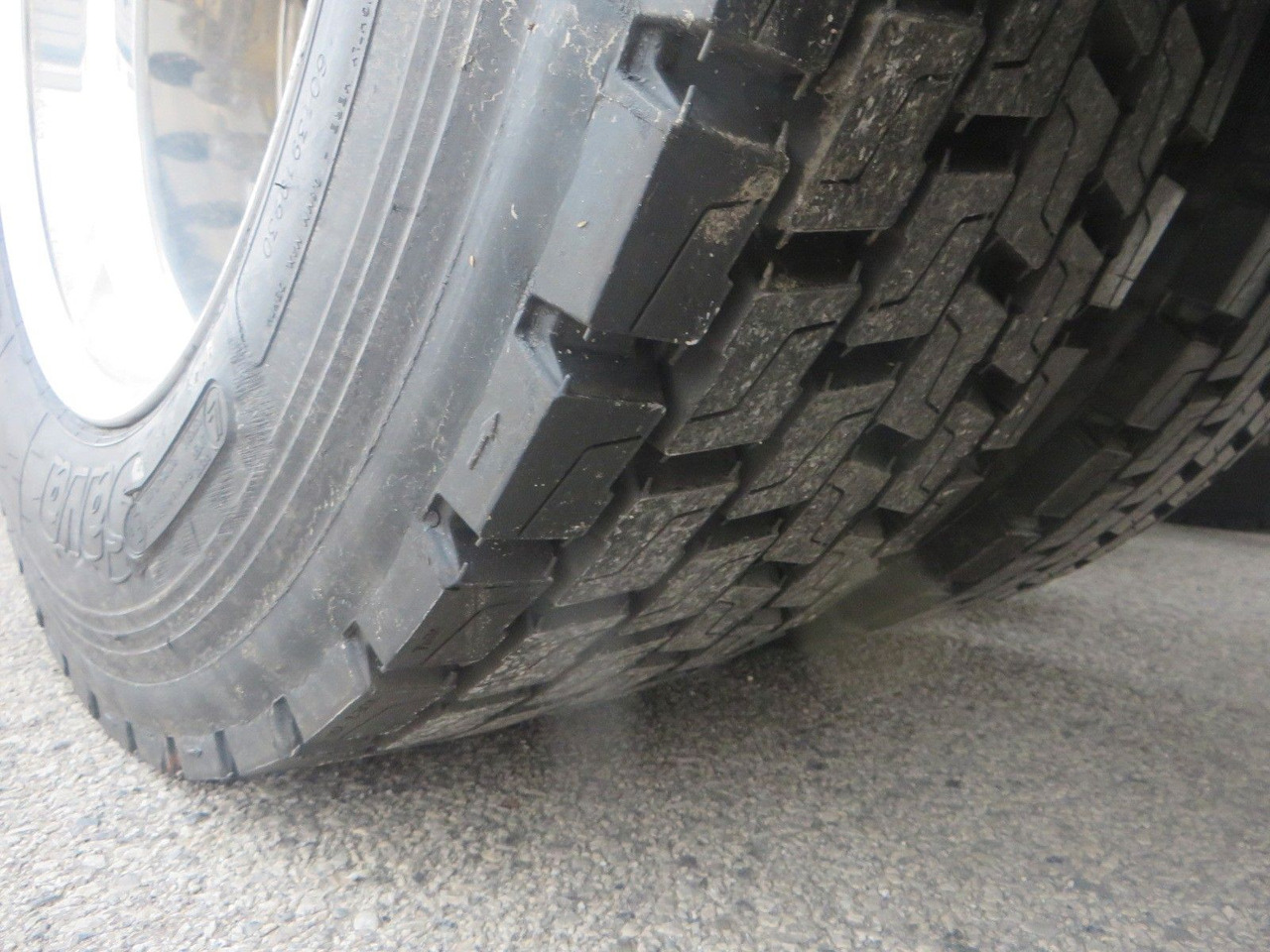 Renault T520 HSC 4x2Tractor mega Retarder - Tractor truck: picture 5 Renault T520 HSC 4x2Tractor mega Retarder - Tractor truck: picture 5