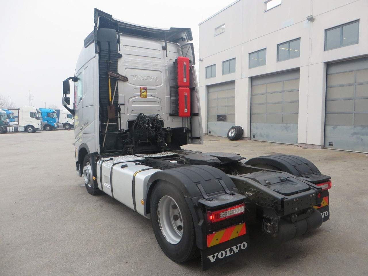 Volvo FH460 4x2Tractor - Tractor truck: picture 4 Volvo FH460 4x2Tractor - Tractor truck: picture 4