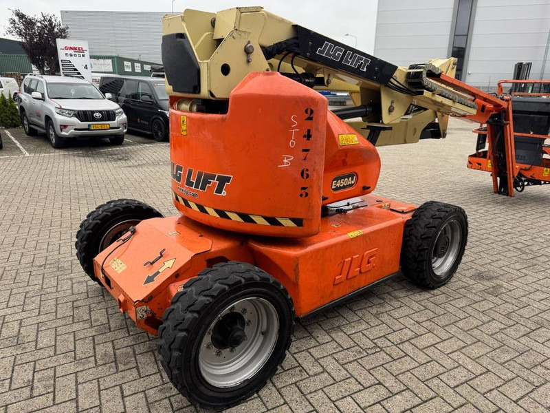 JLG E 450 AJ - Articulated boom: picture 4 JLG E 450 AJ - Articulated boom: picture 4