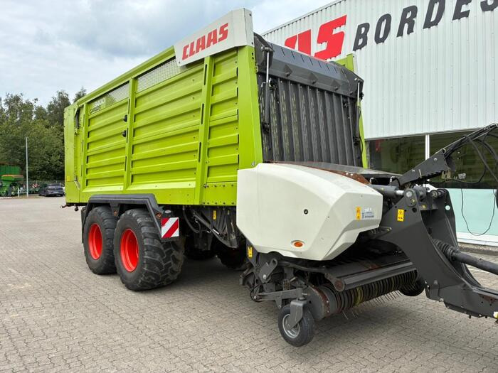 Claas CARGOS 8400 - Self-loading wagon: picture 2 Claas CARGOS 8400 - Self-loading wagon: picture 2