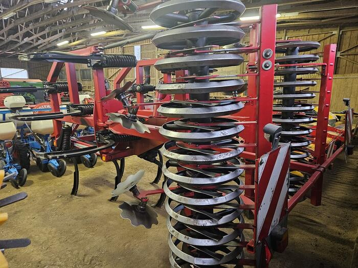 Horsch Terrano 4 FX - Cultivator: picture 4 Horsch Terrano 4 FX - Cultivator: picture 4