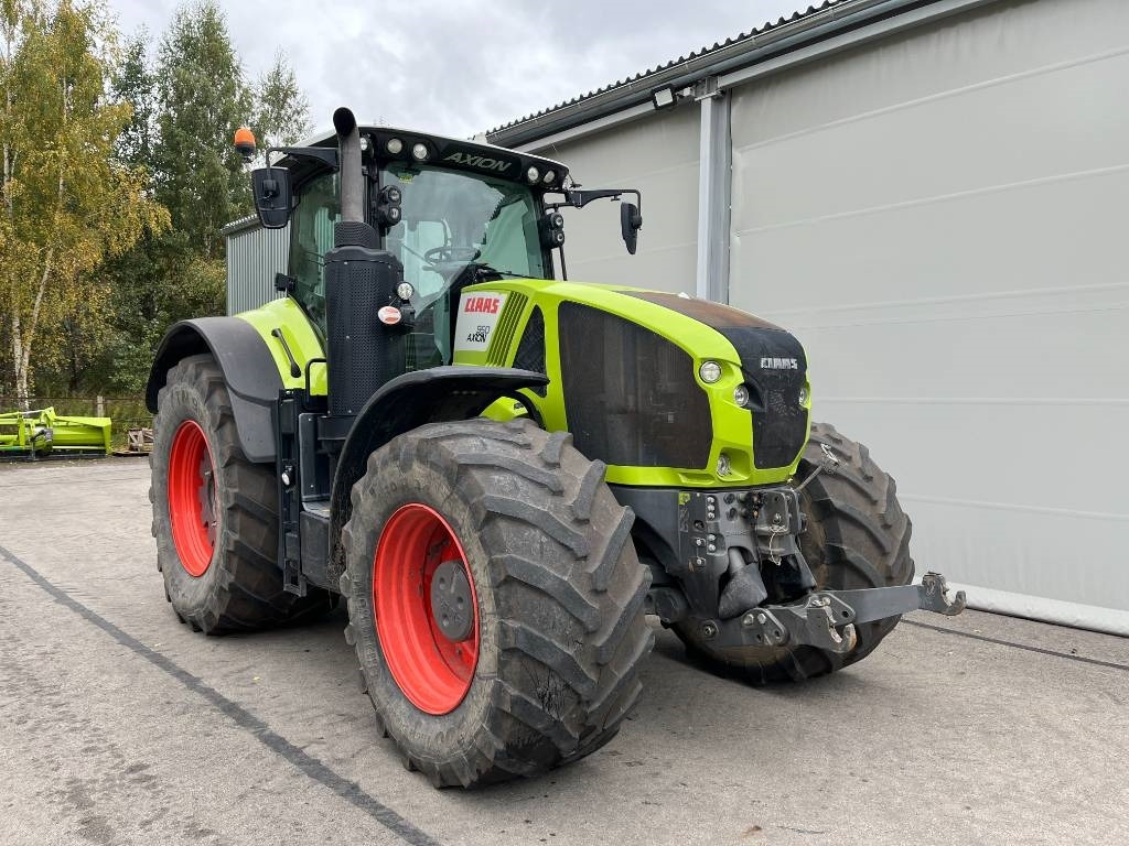 Claas Axion 950 - Farm tractor: picture 1 Claas Axion 950 - Farm tractor: picture 1