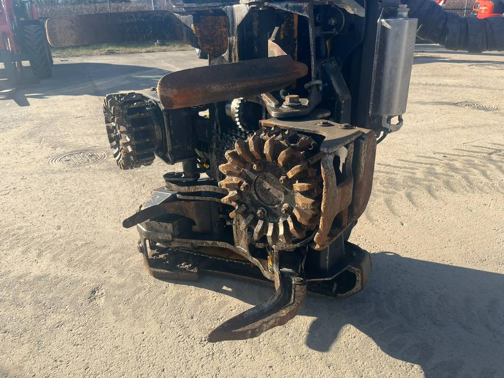 Ponsse H5 - Felling head: picture 1 Ponsse H5 - Felling head: picture 1