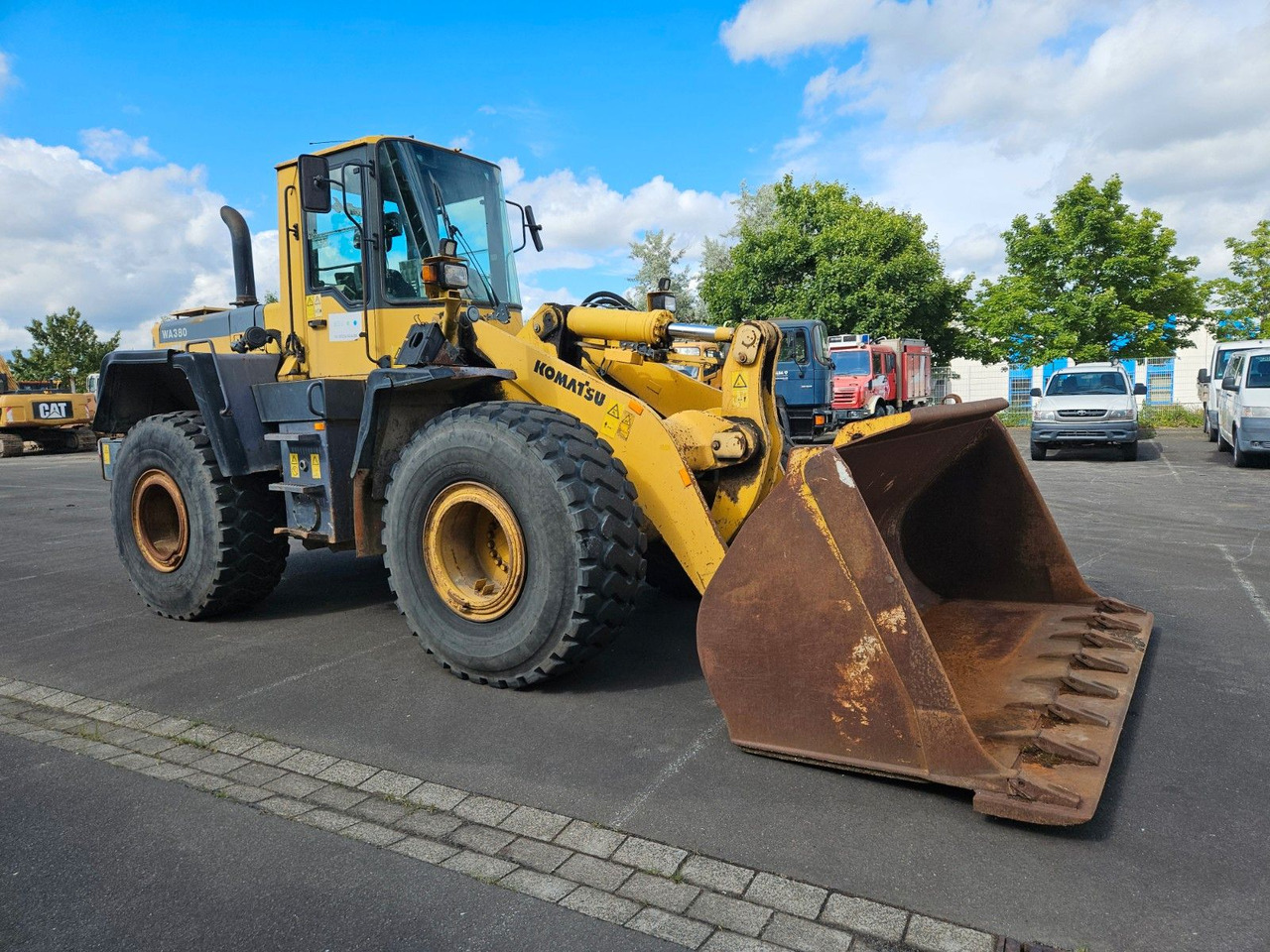 Komatsu WA 380-3 - Wheel loader: picture 1 Komatsu WA 380-3 - Wheel loader: picture 1