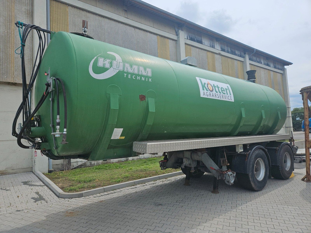 Kumm KTD 28 Güllefaß - Tanker semi-trailer: picture 3 Kumm KTD 28 Güllefaß - Tanker semi-trailer: picture 3